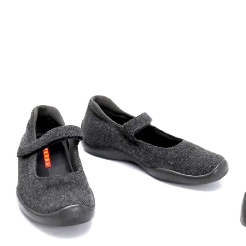 Prada  Grey wool Mary Jane’s.